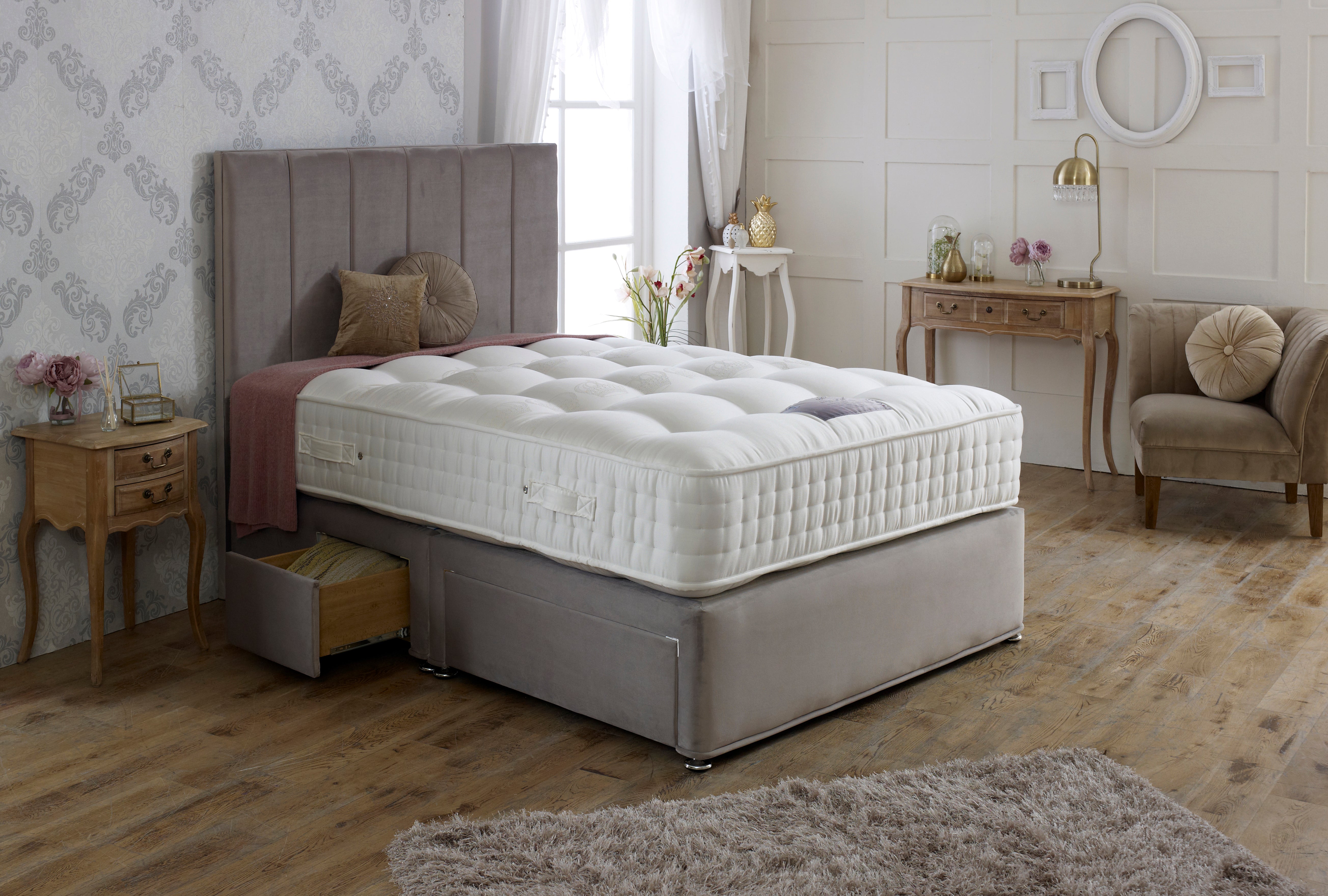 Royal Crown Natural 1000 Mattress