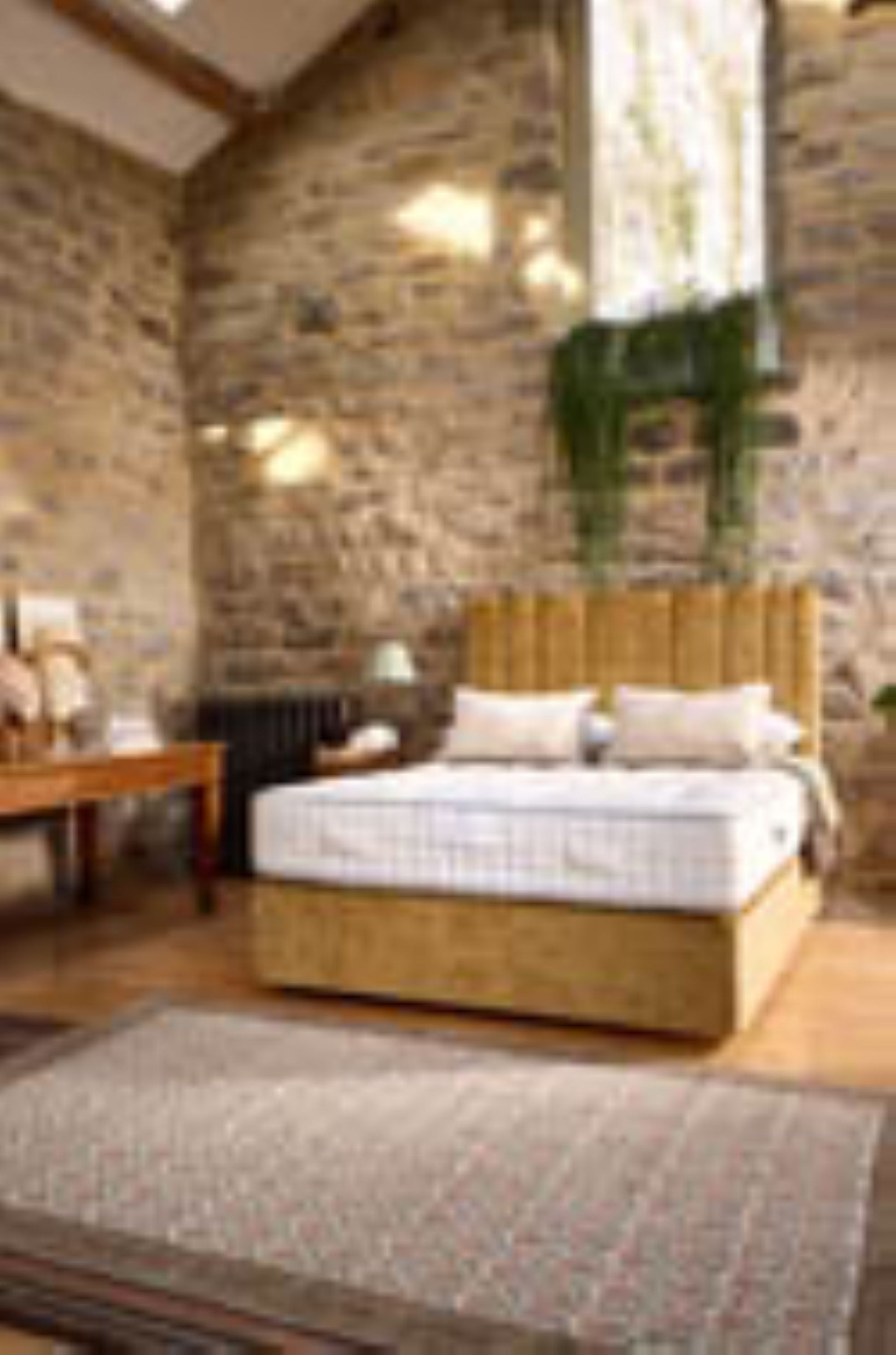 Harrisons Gold pocket sprung mattress with 9500 springs, premium comfort layers and durable support